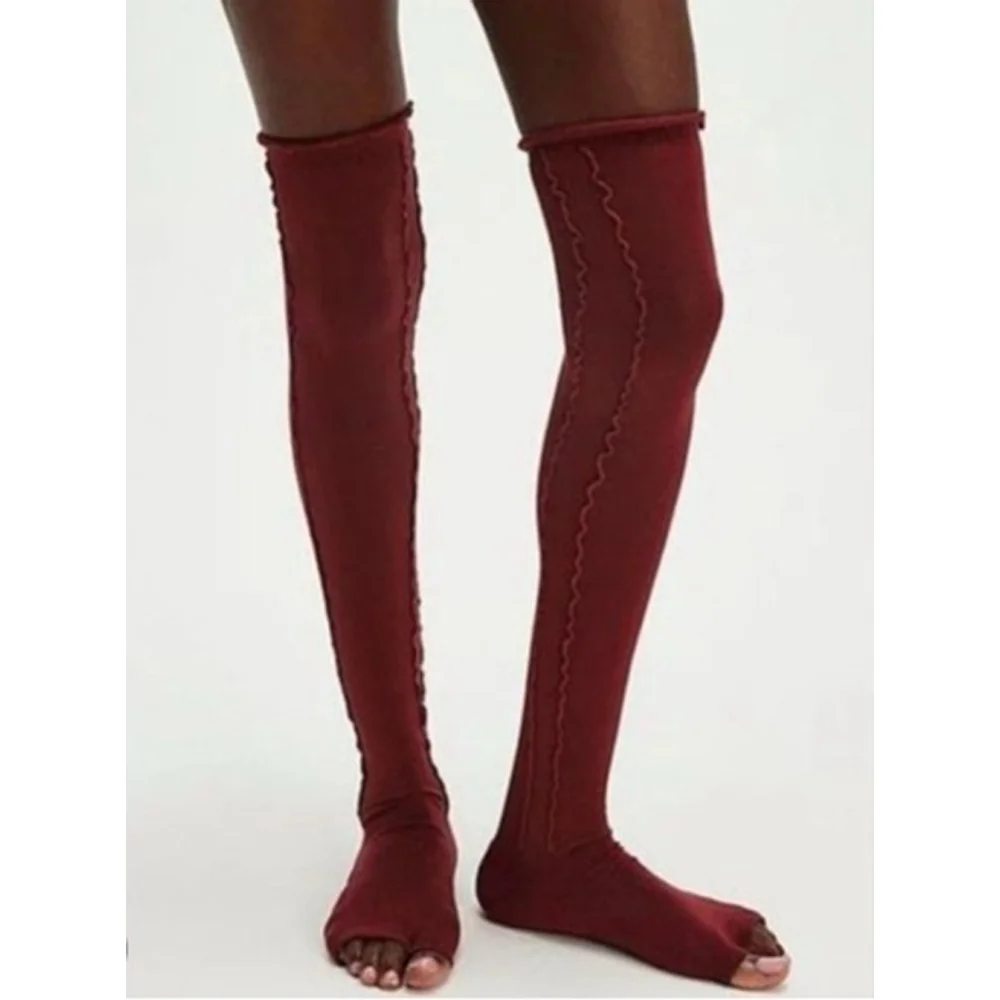 FP Movement Ruffle Knee High Grip Socks NWT Burgundy Toeless Yoga Barre Pilates